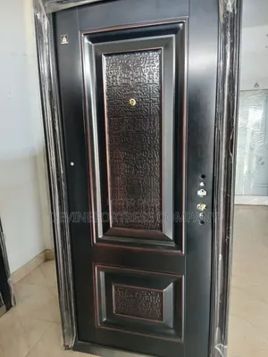Quality Golden Anti Rust Single Door Splendor