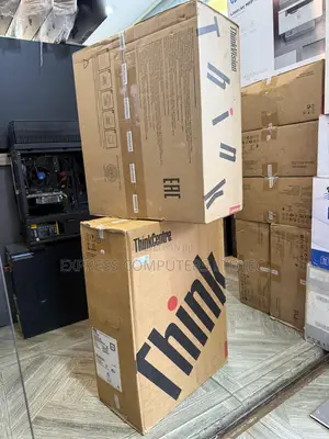New Lenovo ThinkCentre M715 8GB Intel Core i5 SSD 500GB