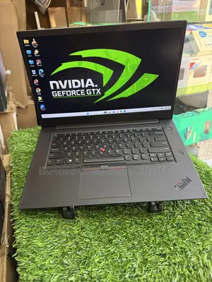 Laptop Lenovo ThinkPad X1 Carbon 16GB Intel Core i7 SSD 512GB