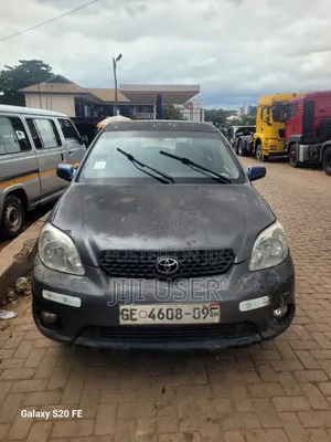 Toyota Matrix Hatchback FWD (1.8L 4cyl 5M) 2008 Gray