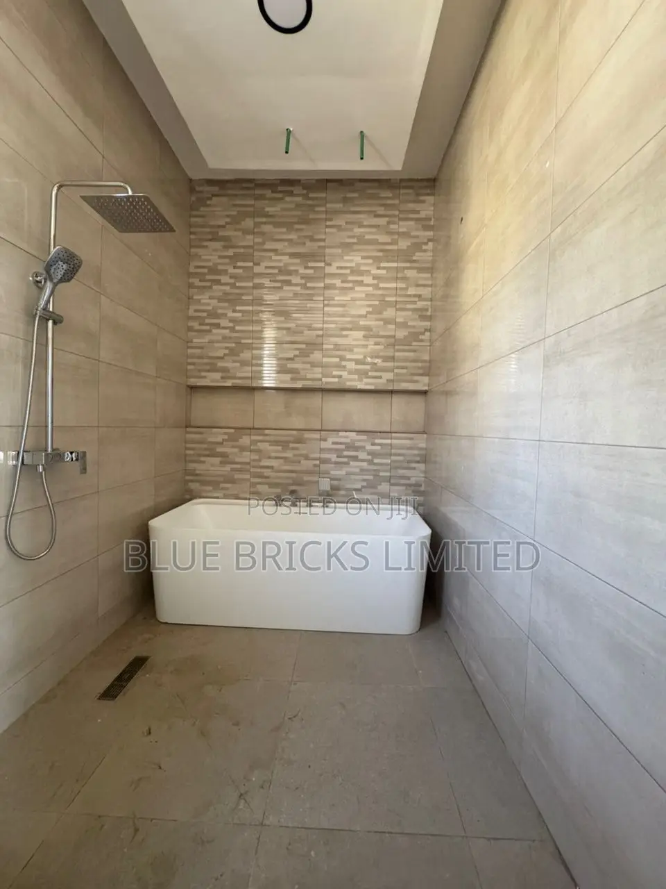 Furnished 4bdrm House in Manet for rent
