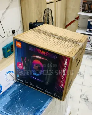 Brand New Black JBL Partybox Encore 2 Portable Party Speaker  2 Mics