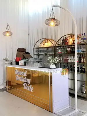 Mobile Cocktails Service ( Mixologist)