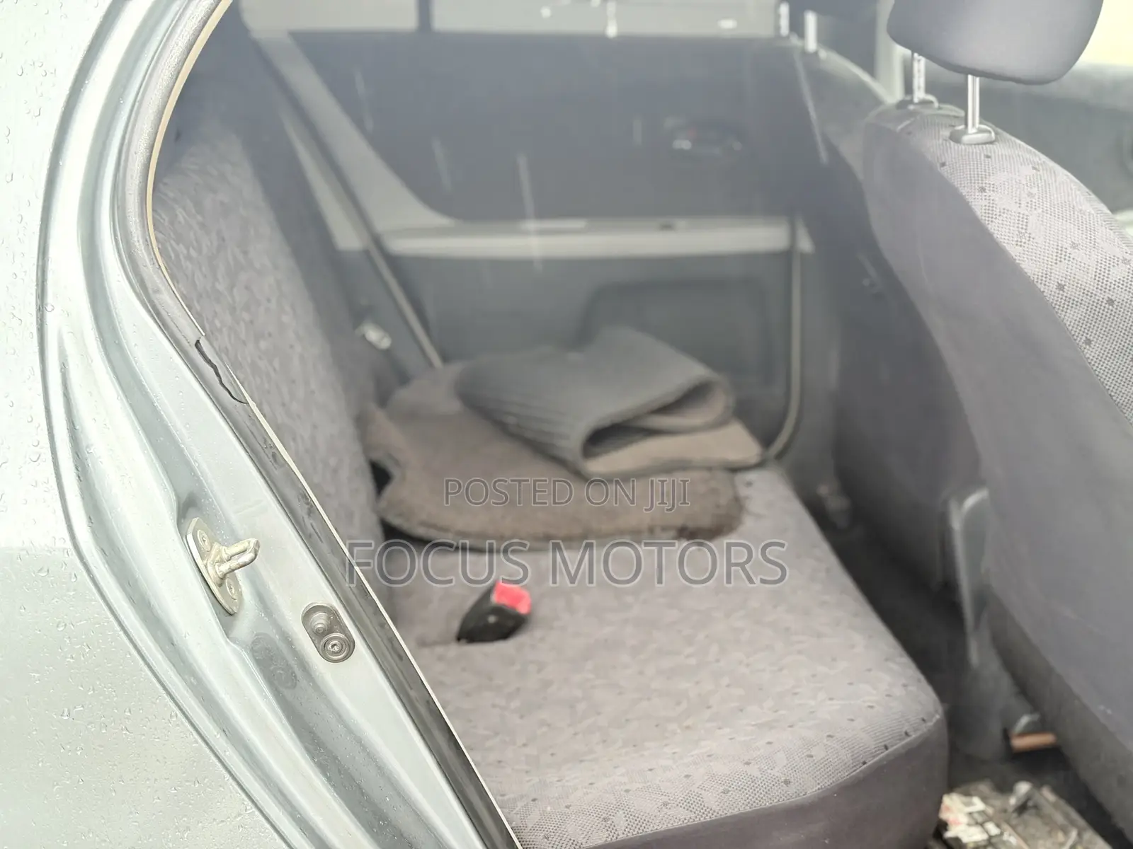 Toyota Vitz 2010 Gray
