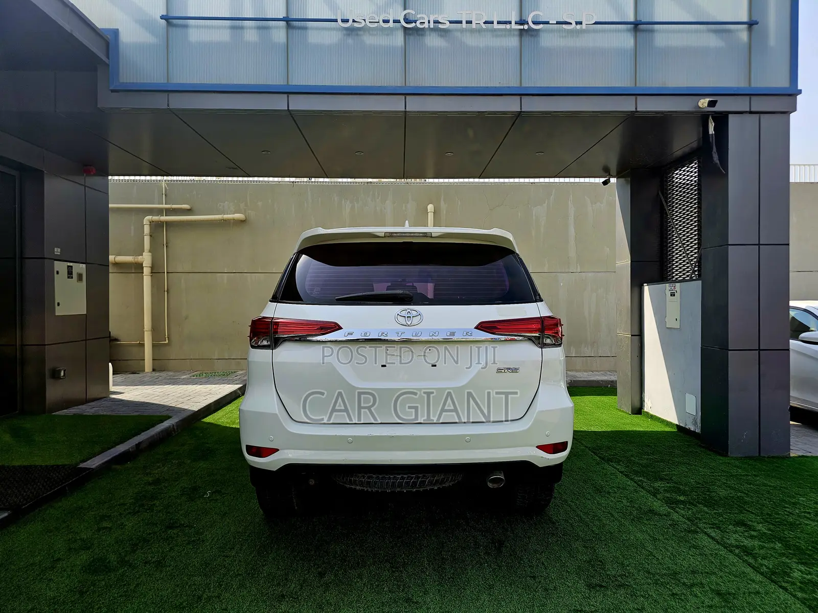 Toyota Fortuner 2.7 AWD 2019 White
