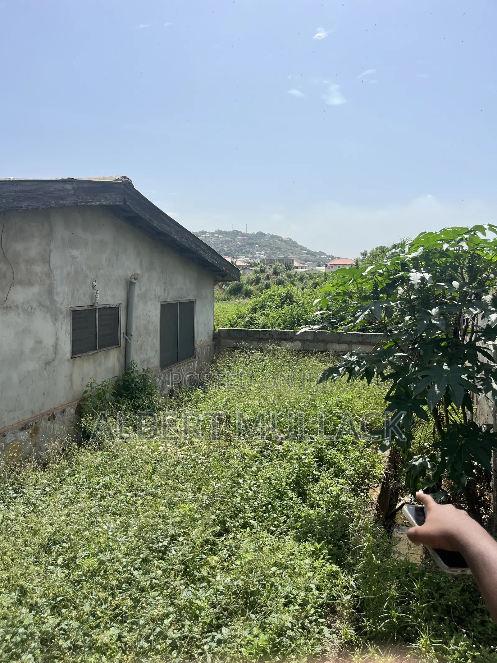 3bdrm Apartment in 3-Bedroom House For, Weija for rent