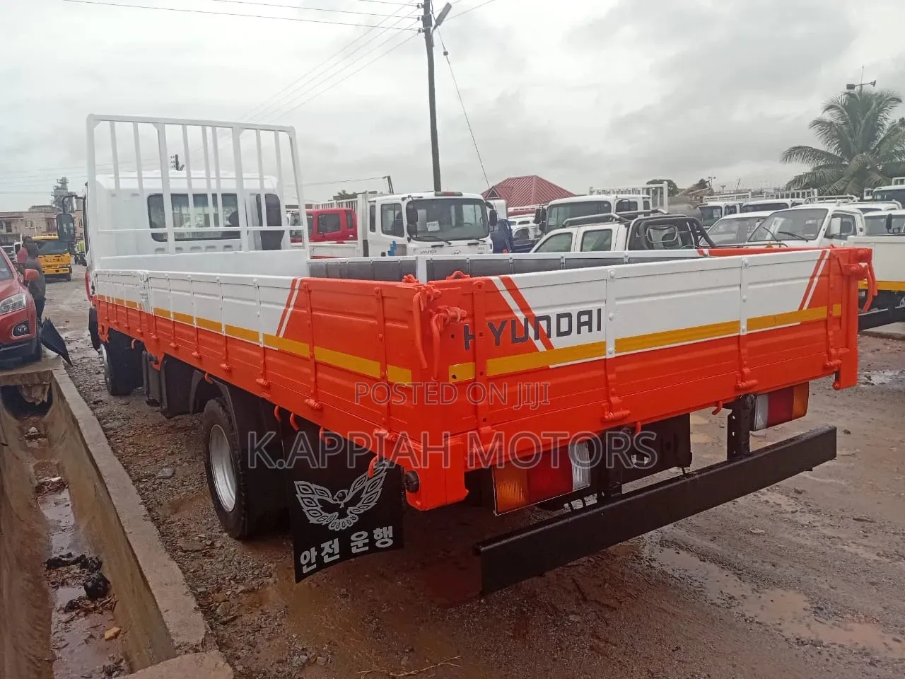 Hyundai 5ton( 8 Holes)