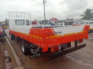 Hyundai 5ton( 8 Holes)