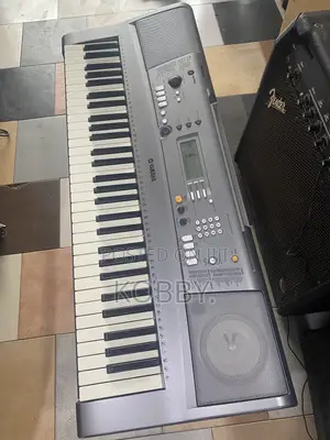 Yamaha PSR E313/Ypt 310