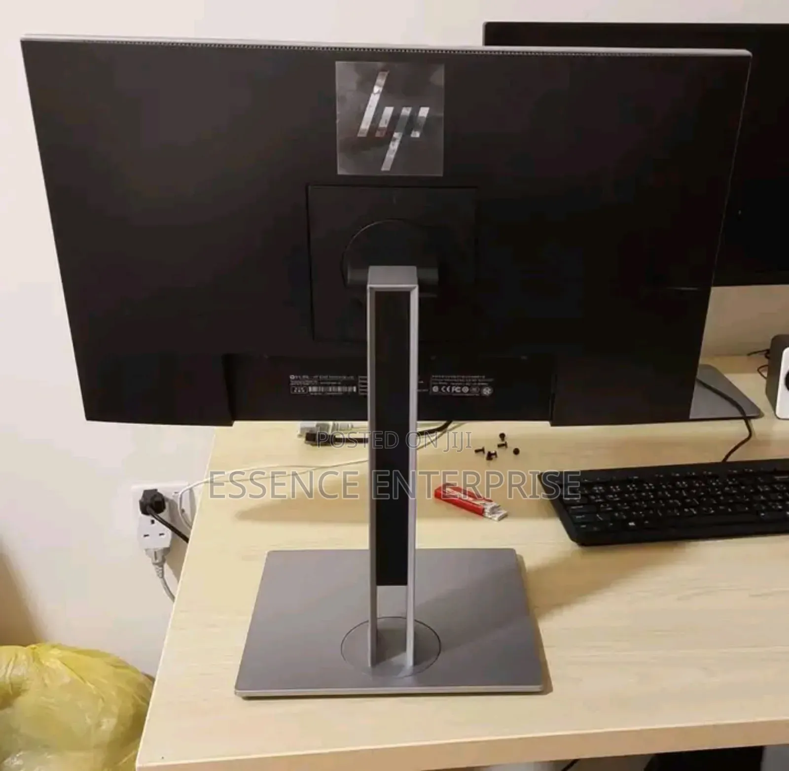 New Desktop Computer HP Envy 27 16GB Intel Core i7 SSD 1T