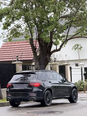 Mercedes-Benz GLC-Class 2017 Black