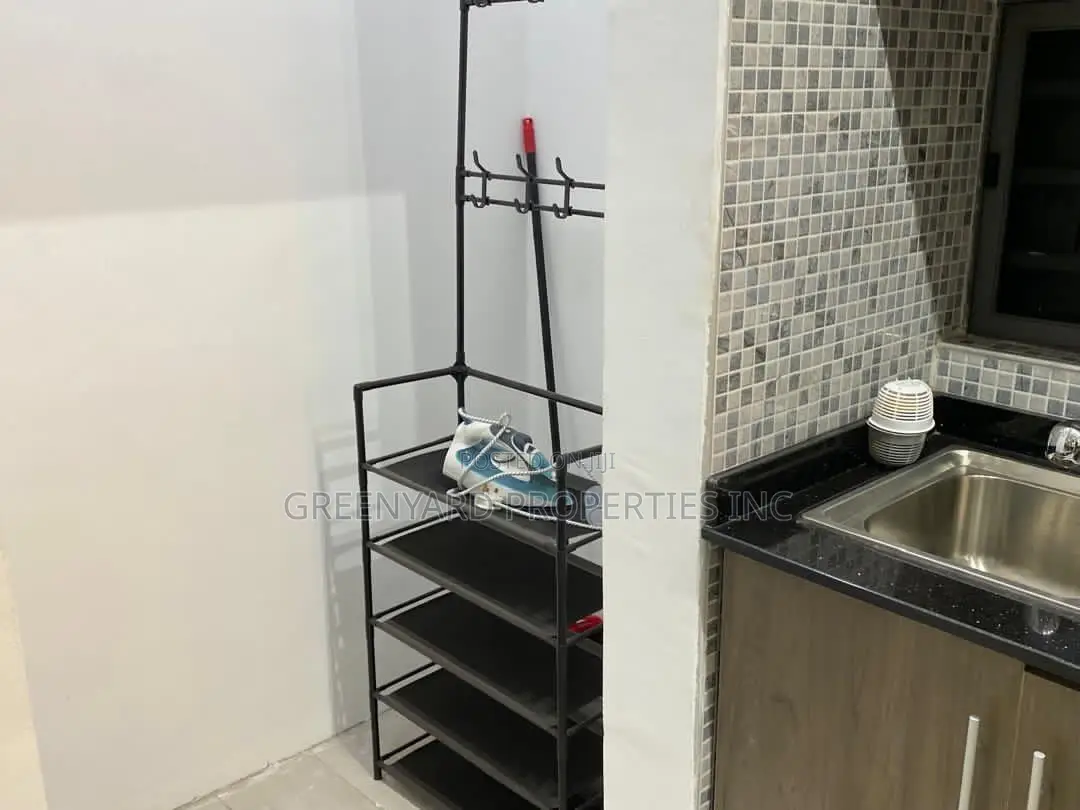 2bdrm Apartment in Wisconsin Area, North Legon for rent