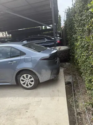 Toyota Corolla Hybrid LE 2025 Beige