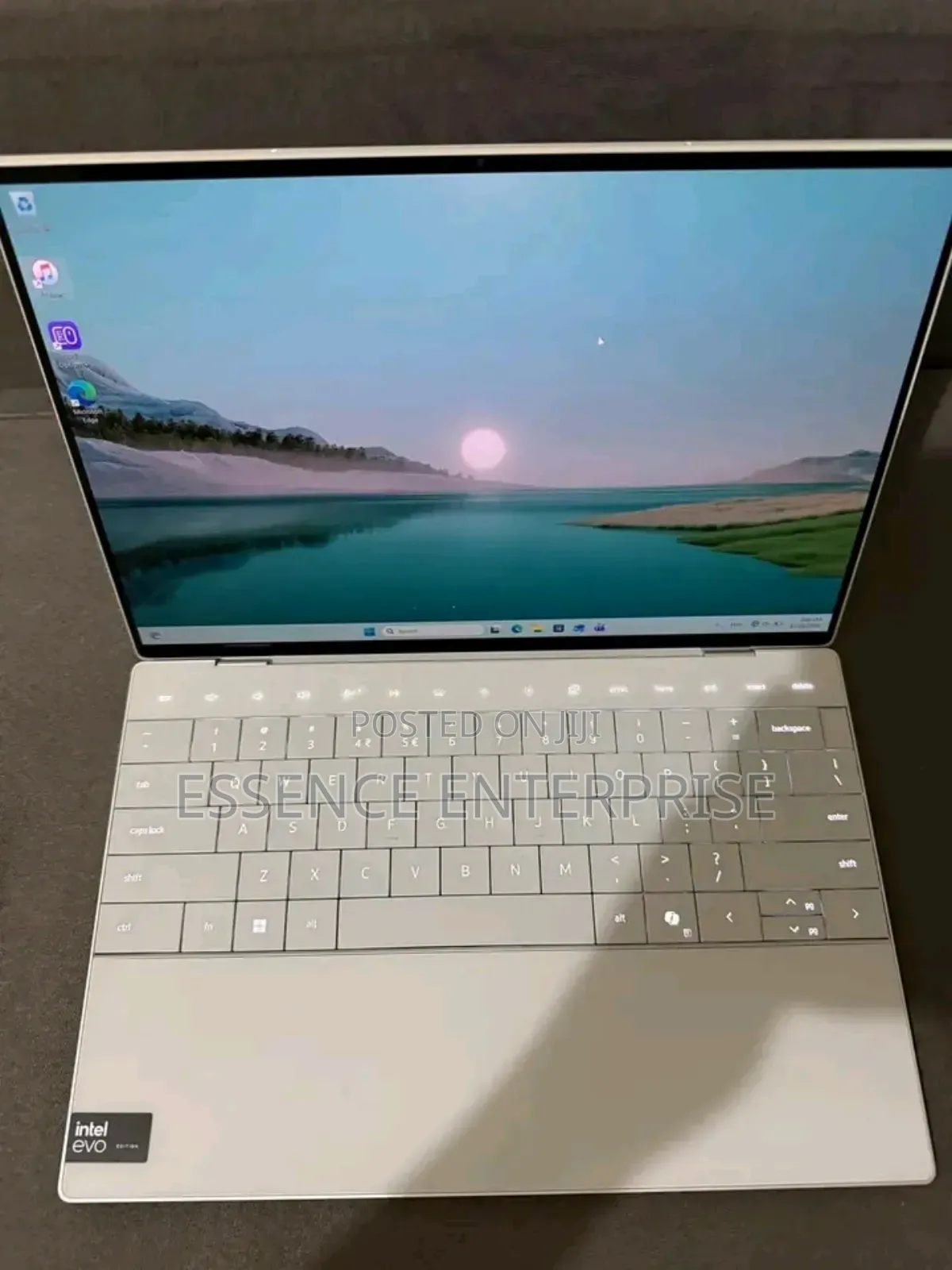 New Laptop Dell XPS 13 32GB Intel Core Ultra 7 SSD 1T