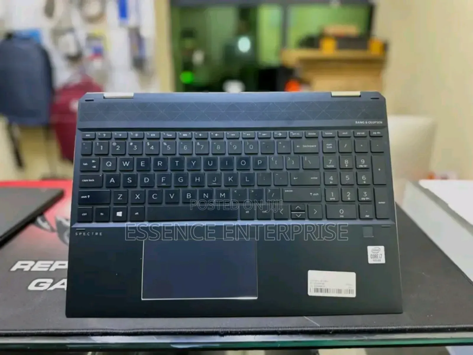 New Laptop HP Spectra 13 16GB Intel Core i7 SSD 1T