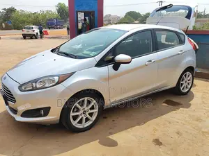 Ford Fiesta SE Hatchback 2019 Silver
