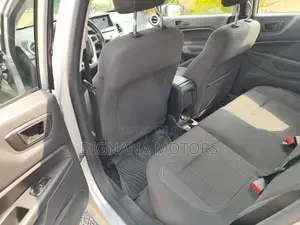 Ford Fiesta SE Hatchback 2019 Silver