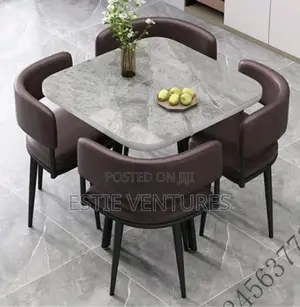 Modern 4-Seater Dining Set