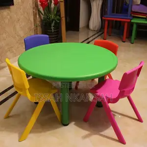 Round Plastic Table and 4 Chairs