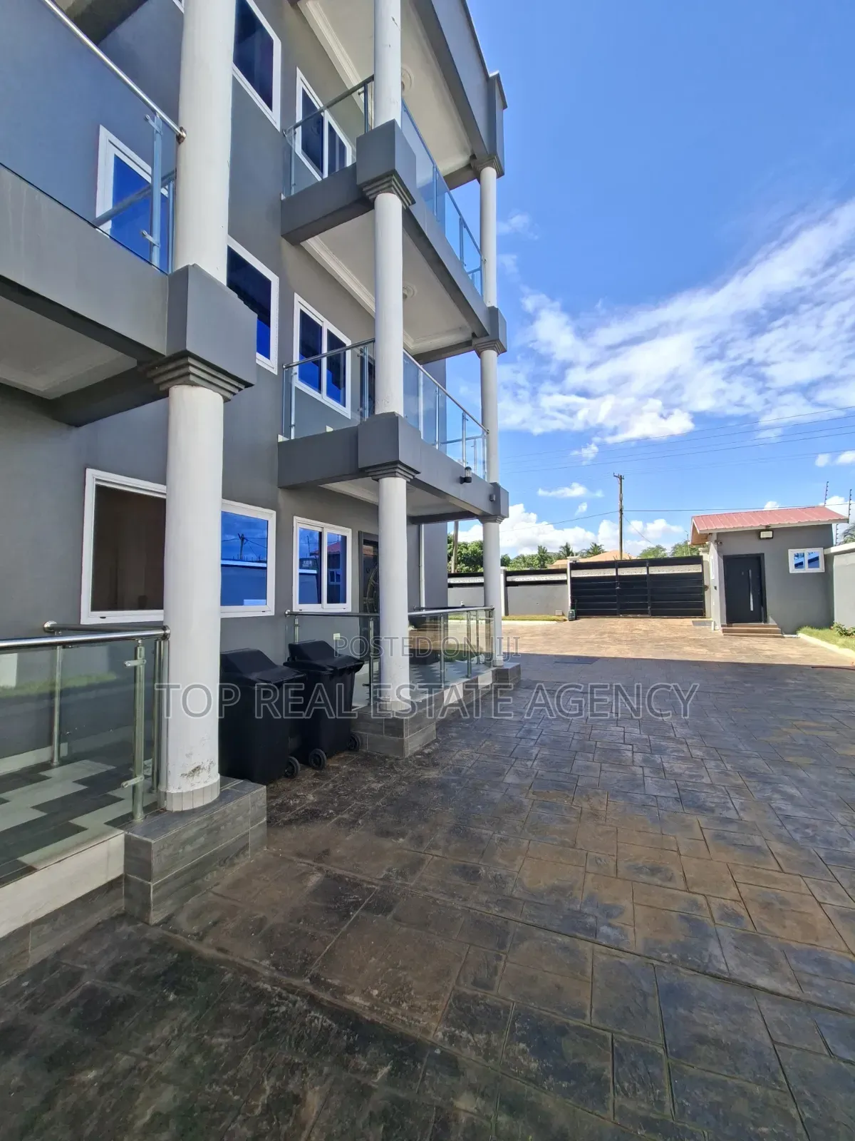 2bdrm Apartment in Oyarifa, Owusu Ansah for rent