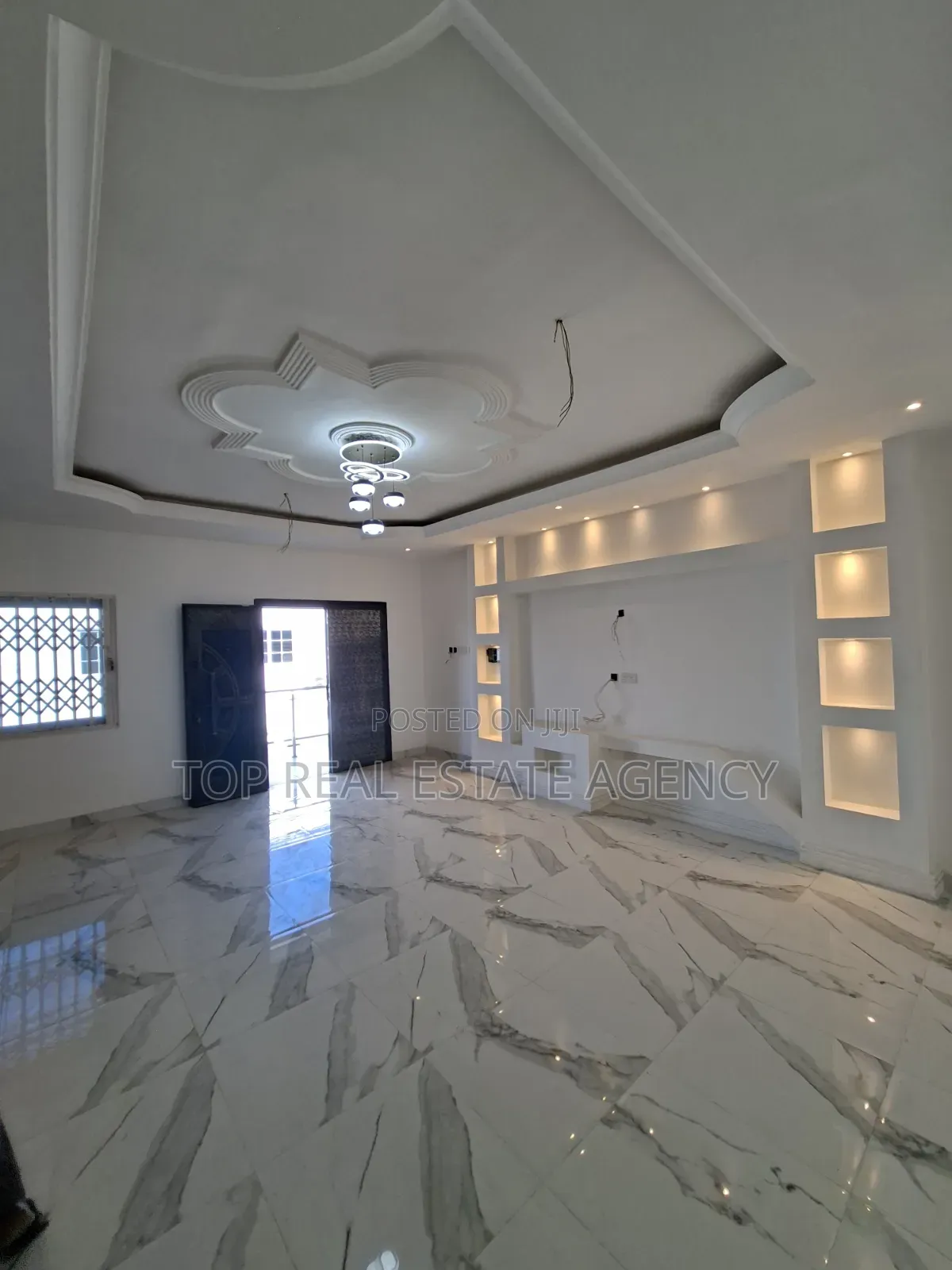 2bdrm Apartment in Oyarifa, Owusu Ansah for rent
