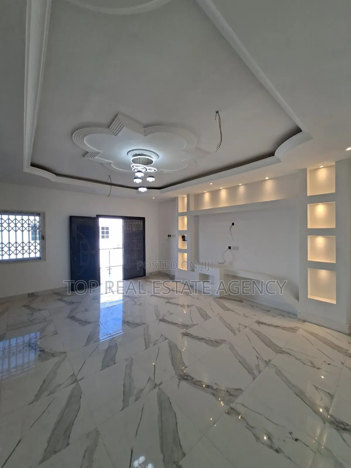 2bdrm Apartment in Oyarifa, Owusu Ansah for rent