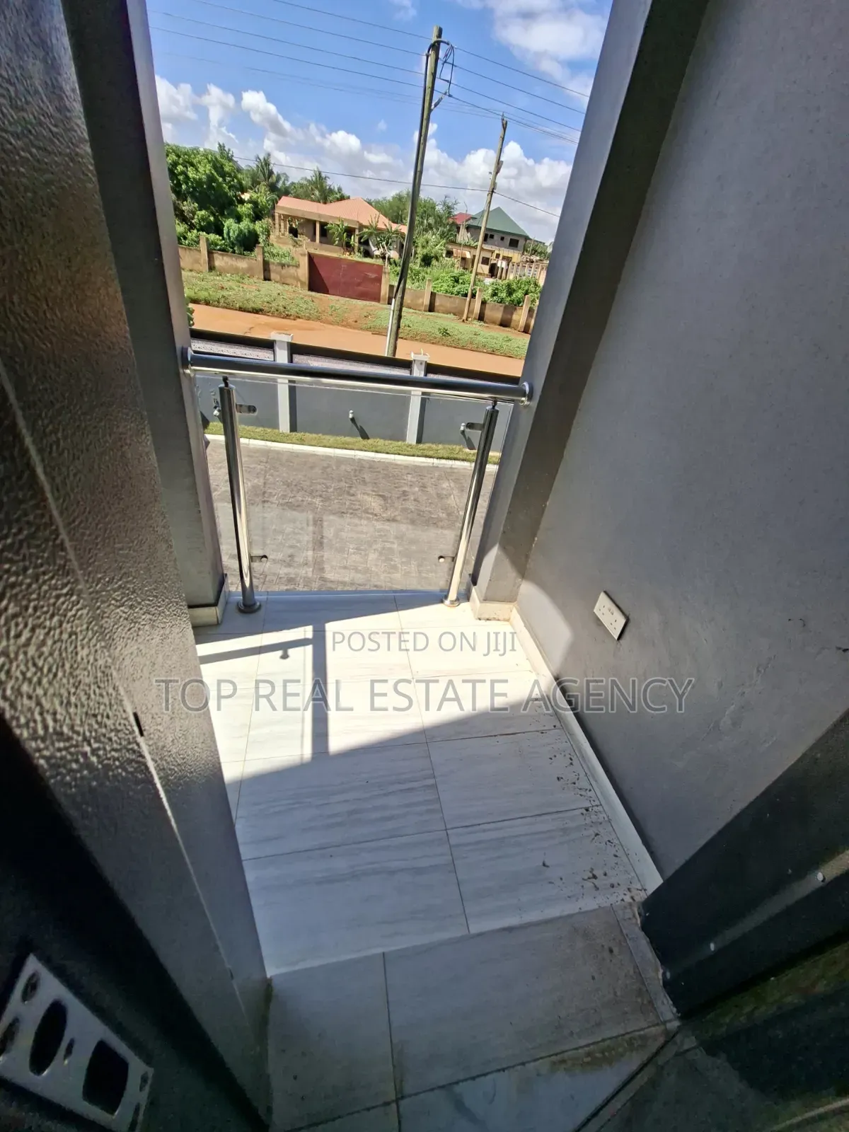 2bdrm Apartment in Oyarifa, Owusu Ansah for rent
