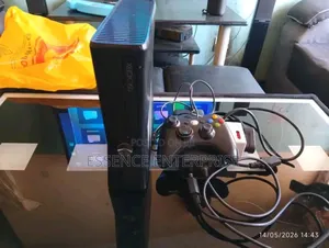 Xbox 360 With 16 Games