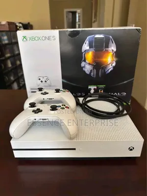 Xbox One S White With Accessories