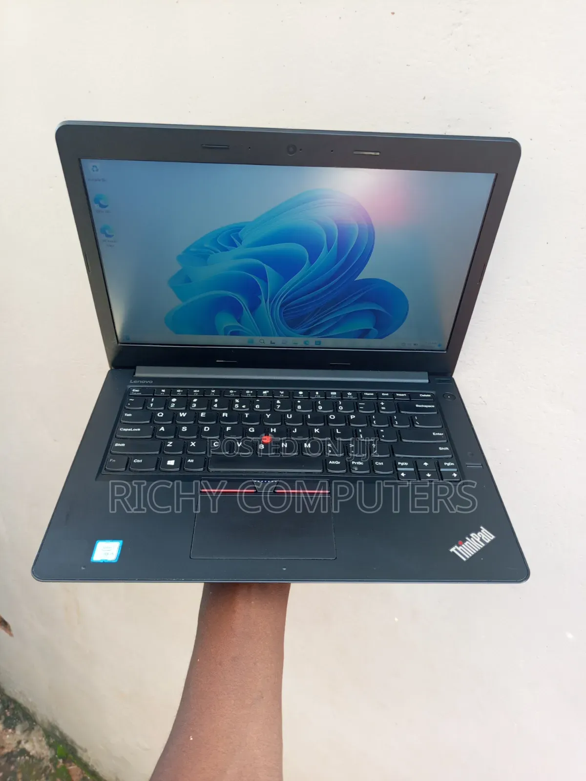 Laptop Lenovo ThinkPad E470 8GB Intel Core i5 HDD 500GB
