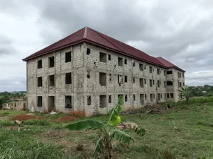 20bdrm House in 53 Bedrooms House, Kumasi Metropolitan for sale