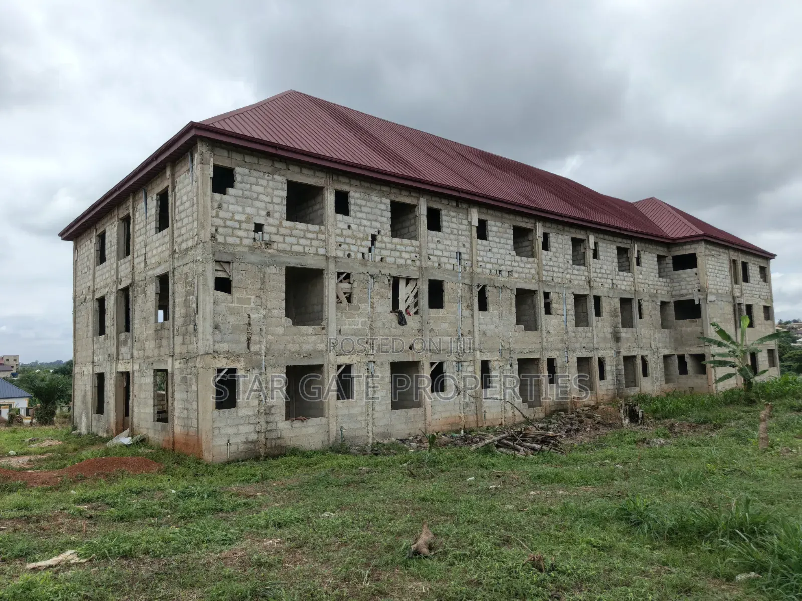 20bdrm House in 53 Bedrooms House, Kumasi Metropolitan for sale