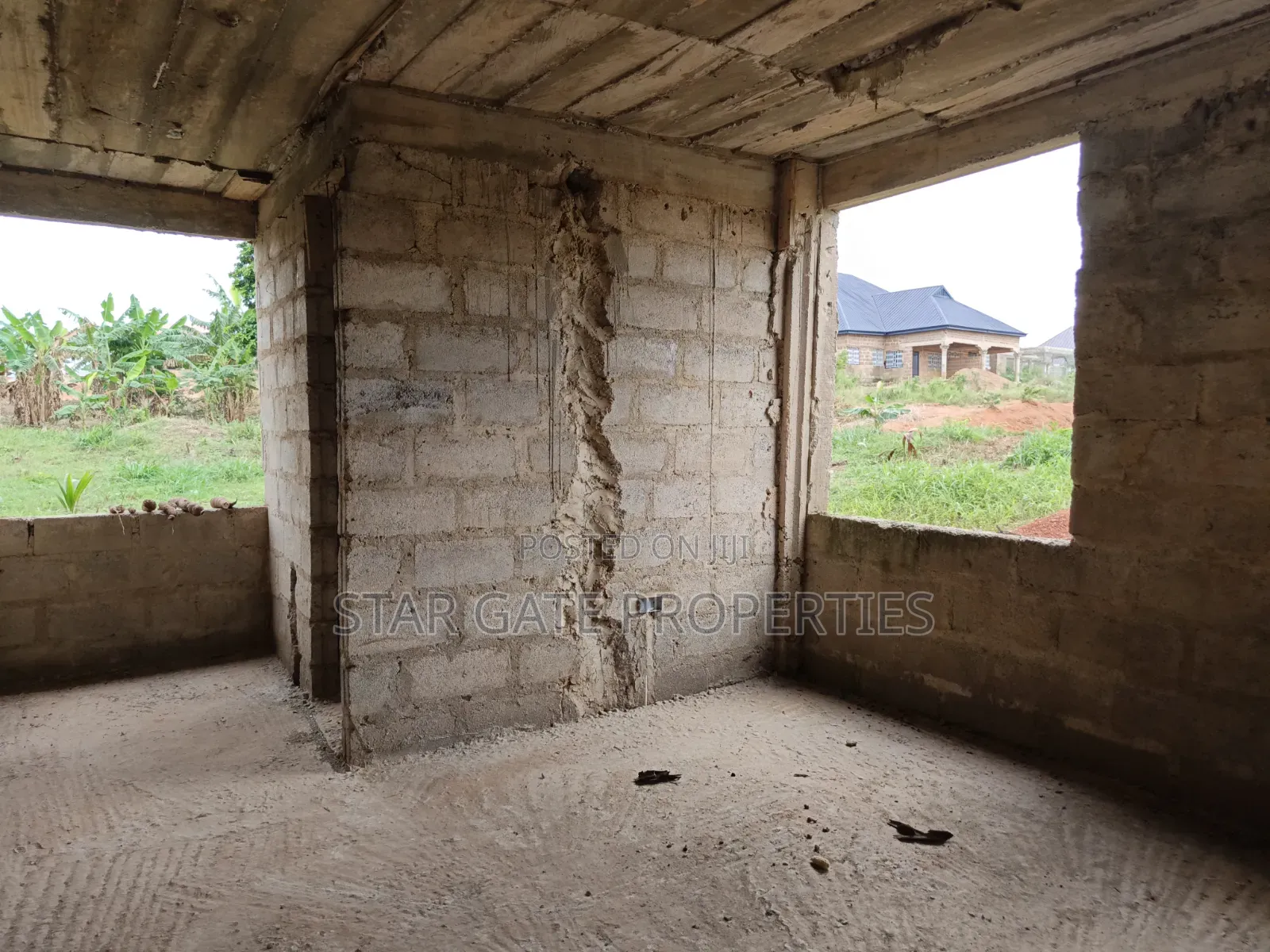 20bdrm House in 53 Bedrooms House, Kumasi Metropolitan for sale