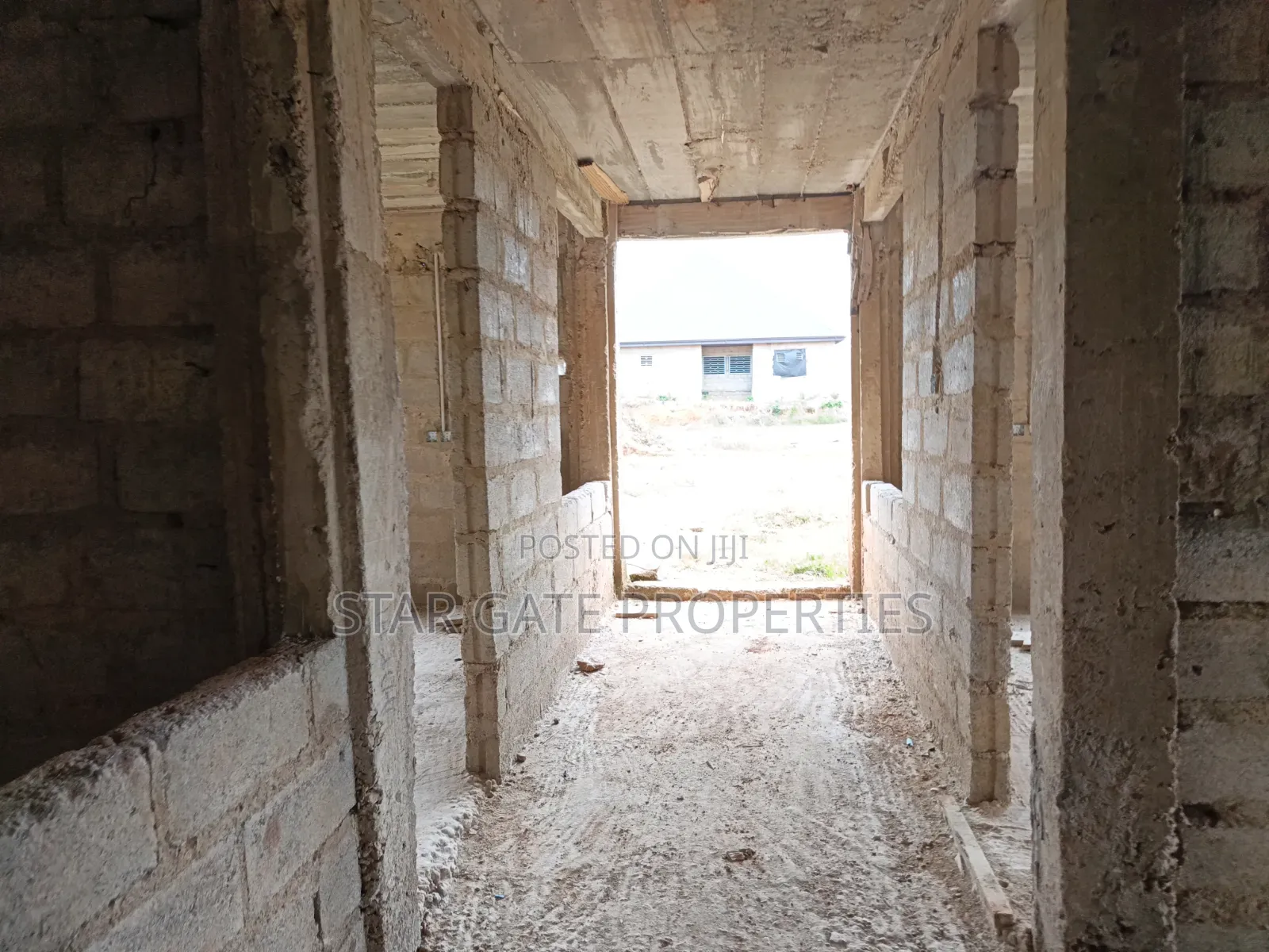 20bdrm House in 53 Bedrooms House, Kumasi Metropolitan for sale