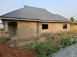 3bdrm House in Amasaman for sale