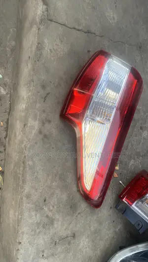Nissan Qashqai 2014 Tail Light Pair