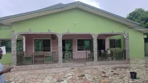 7bdrm House in Galilea for sale