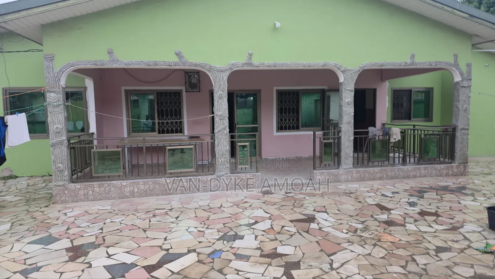 7bdrm House in Galilea for sale