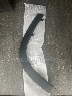 Toyota Highlander 2014 2015 2016 2017 2018 Fender Moulding