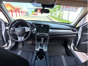 Honda Civic EX 4dr Sedan (2.0L 4cyl) 2017 Gray