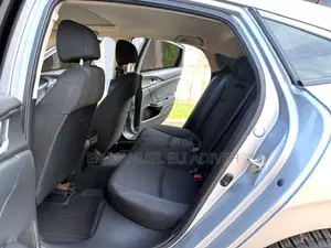 Honda Civic EX 4dr Sedan (2.0L 4cyl) 2017 Gray