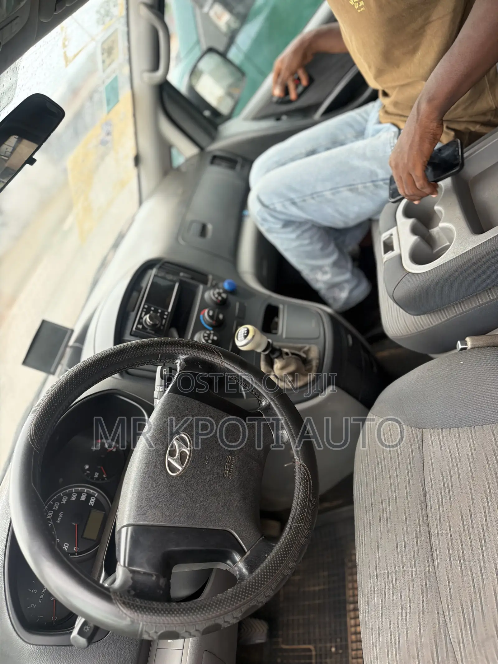 Hyundai H1 2014 Grey