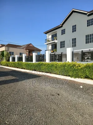 2bdrm Apartment in Savannah, Tema Metropolitan for rent