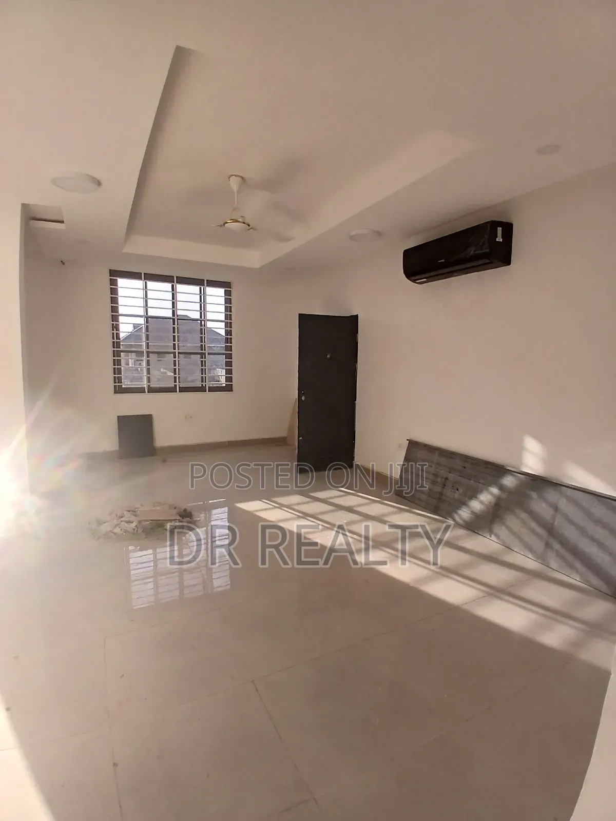 2bdrm Apartment in Savannah, Tema Metropolitan for rent