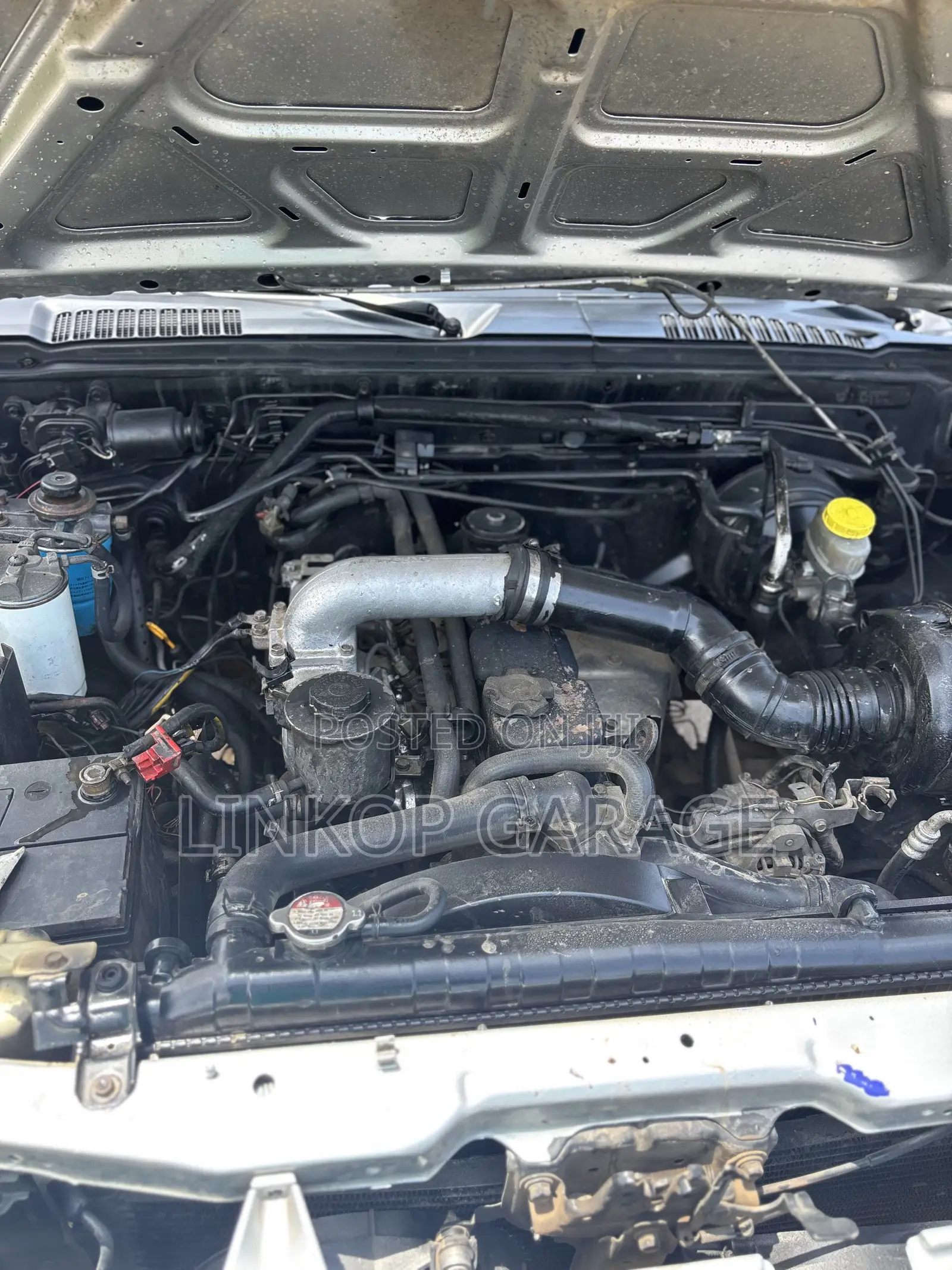 Nissan Hardbody 2003 Silver