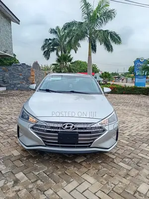 Hyundai Elantra SE 2020 Silver