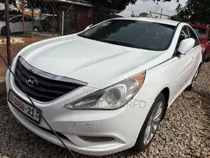 Hyundai Sonata 2013 White