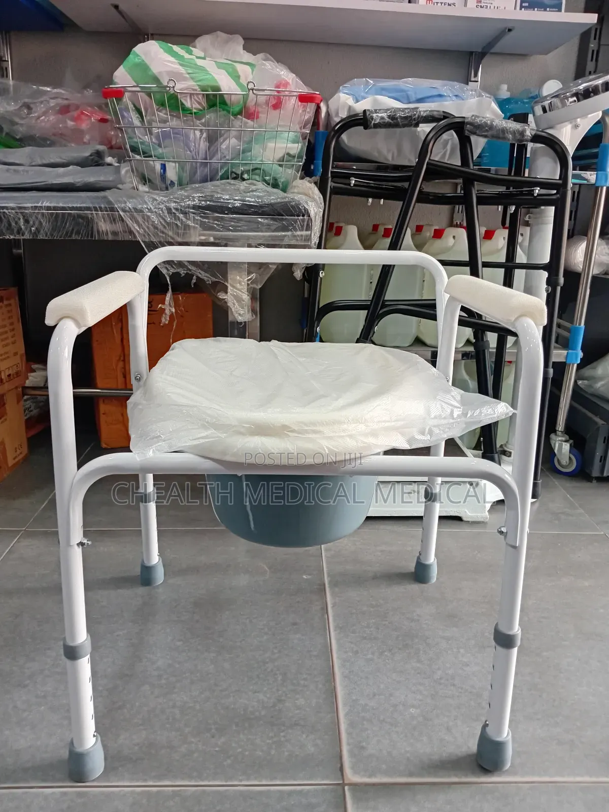 Commode Chair