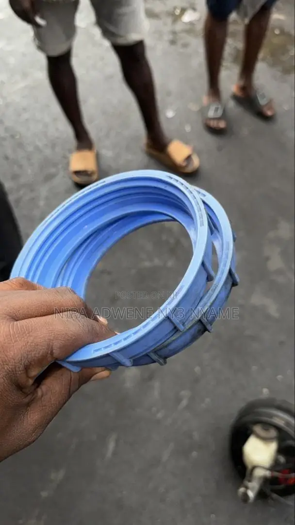 Used Fuel Pump Locking Rings