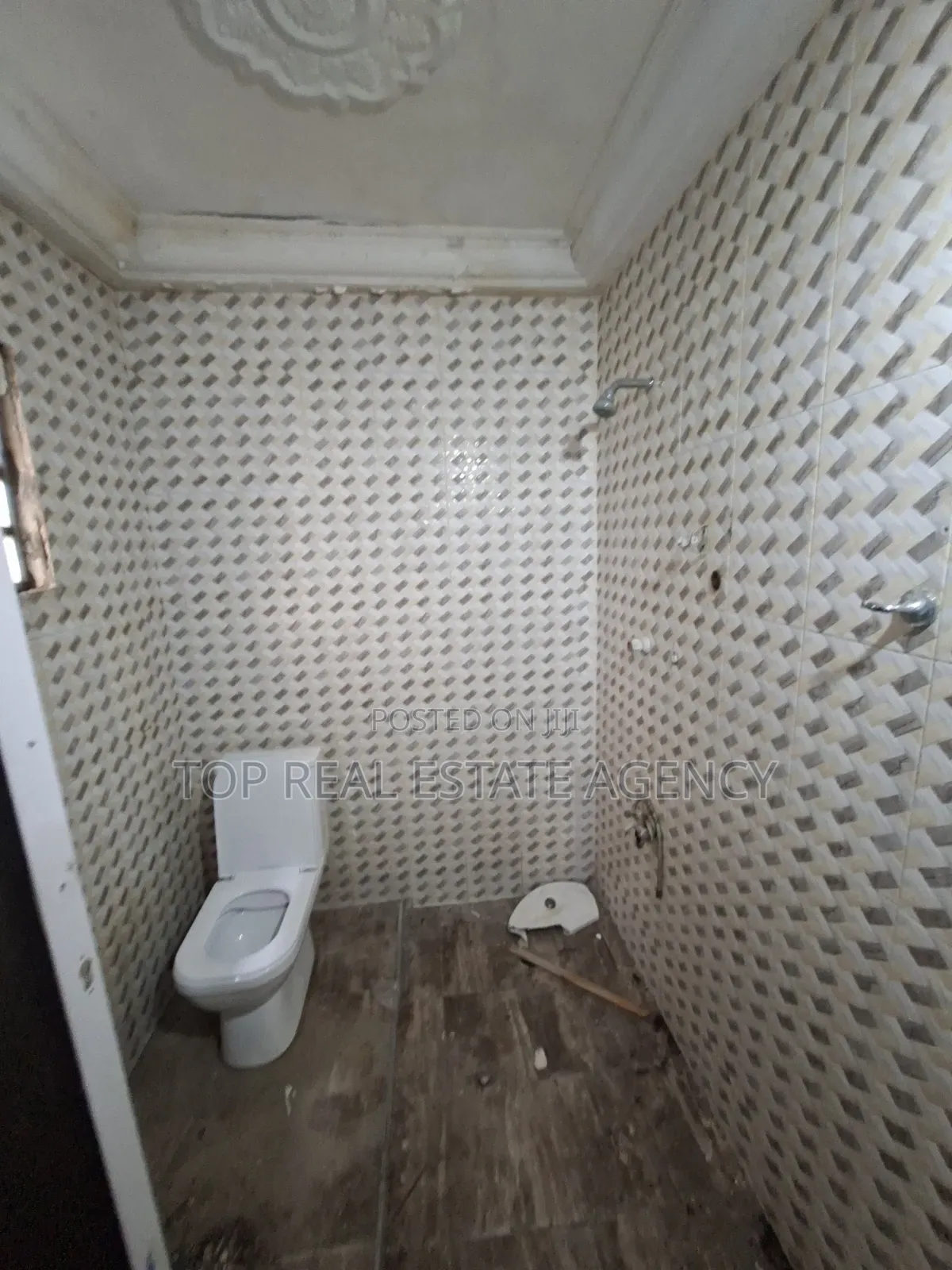 2bdrm House in Pillar 2, Ga East Municipal for rent